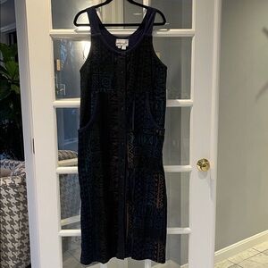 Dark Patterned Sleeveless Button-Front Dress